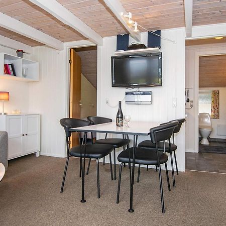 4 Person Holiday Home On A Holiday Park In Hemmet Esterno foto