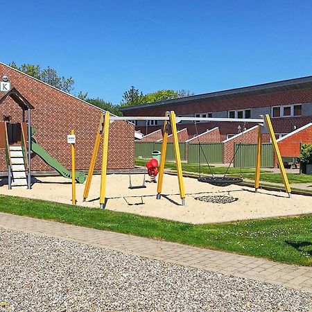 4 Person Holiday Home On A Holiday Park In Hemmet Esterno foto