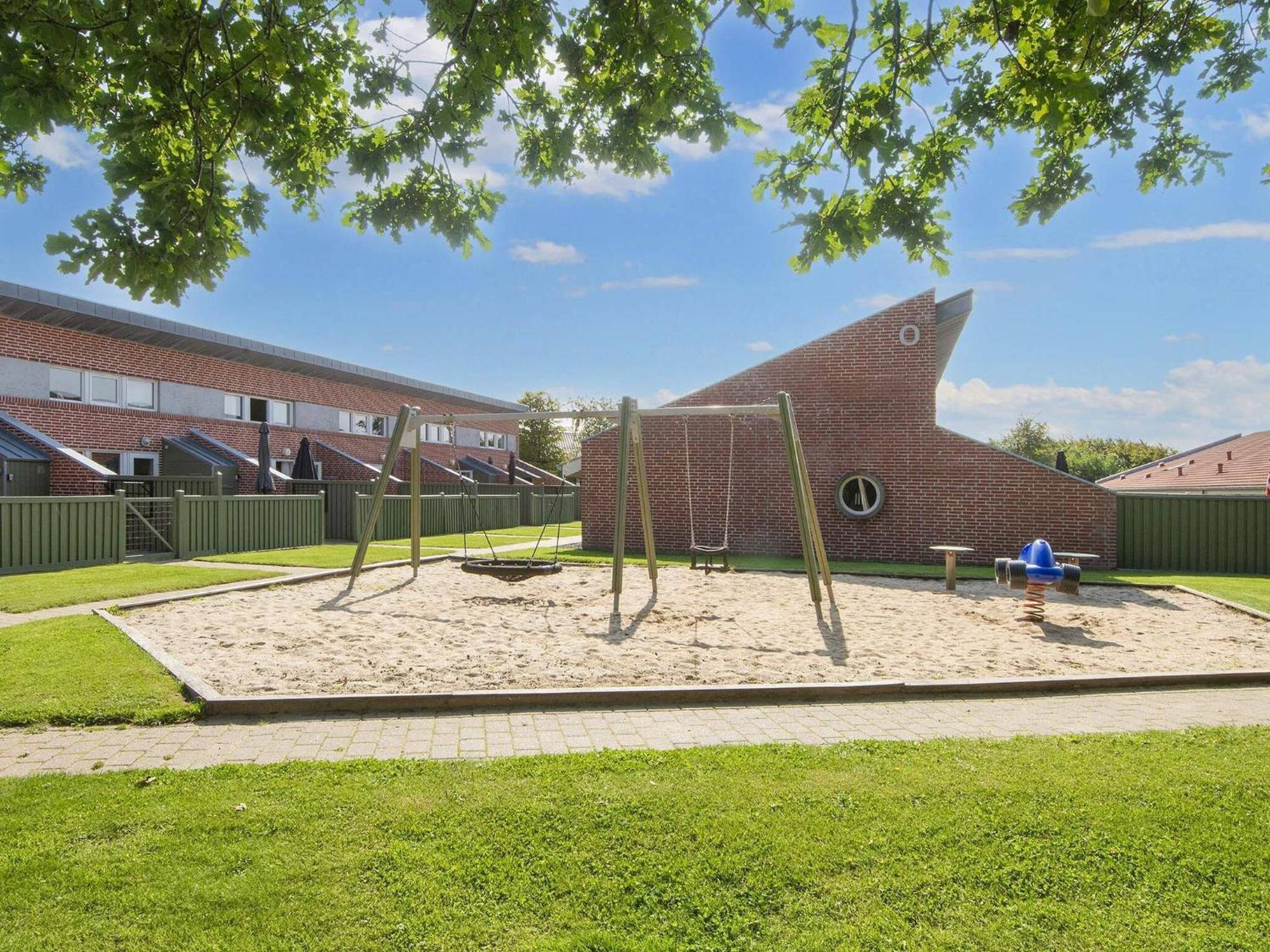 4 Person Holiday Home On A Holiday Park In Hemmet Esterno foto