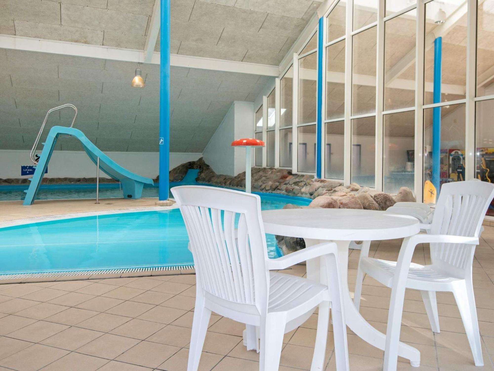 4 Person Holiday Home On A Holiday Park In Hemmet Esterno foto