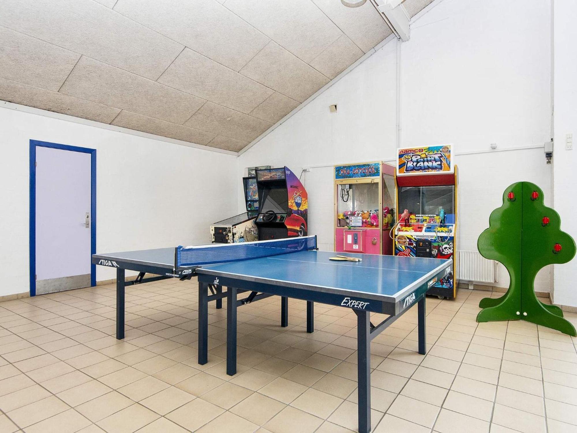 4 Person Holiday Home On A Holiday Park In Hemmet Esterno foto