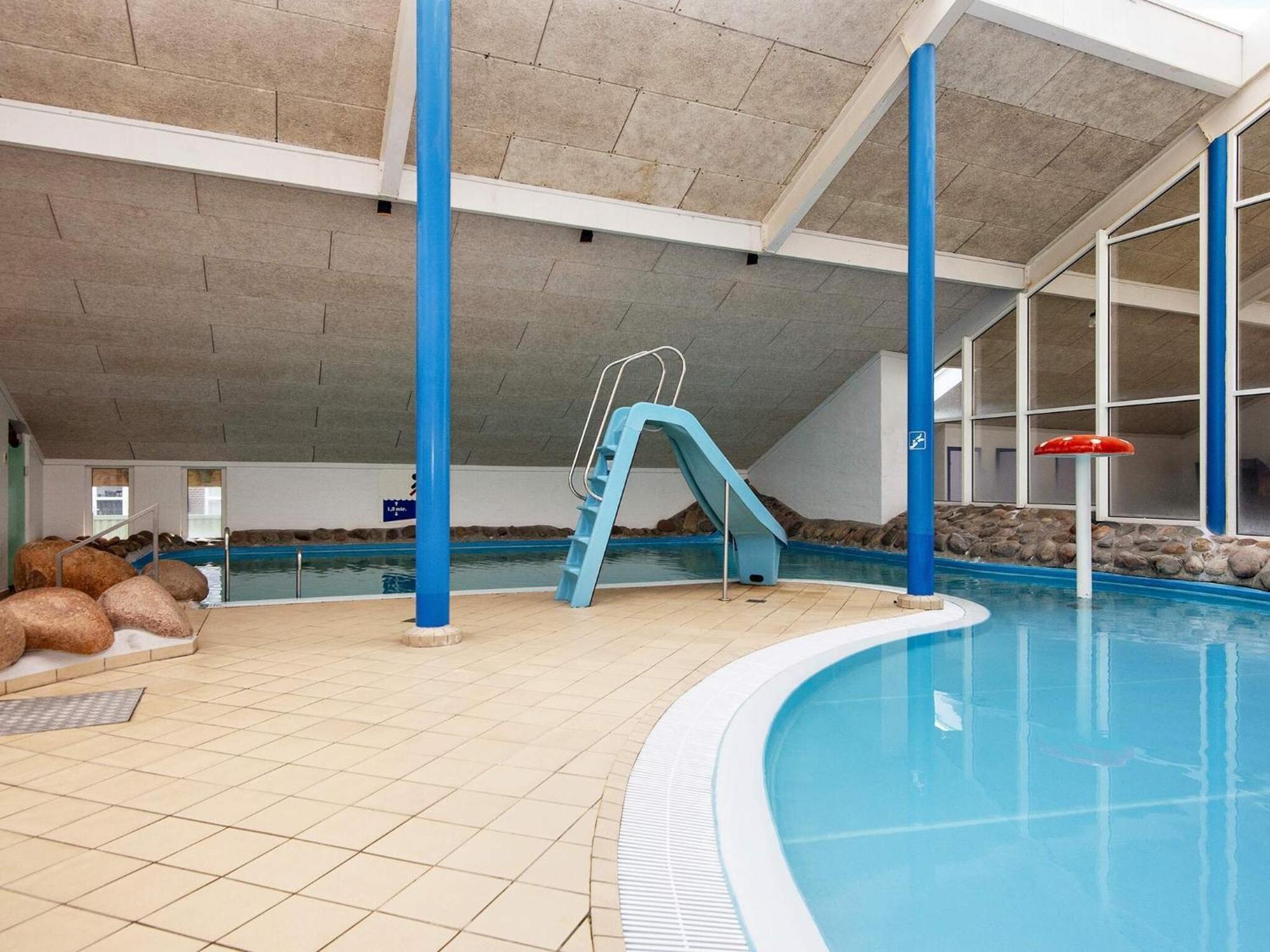 4 Person Holiday Home On A Holiday Park In Hemmet Esterno foto